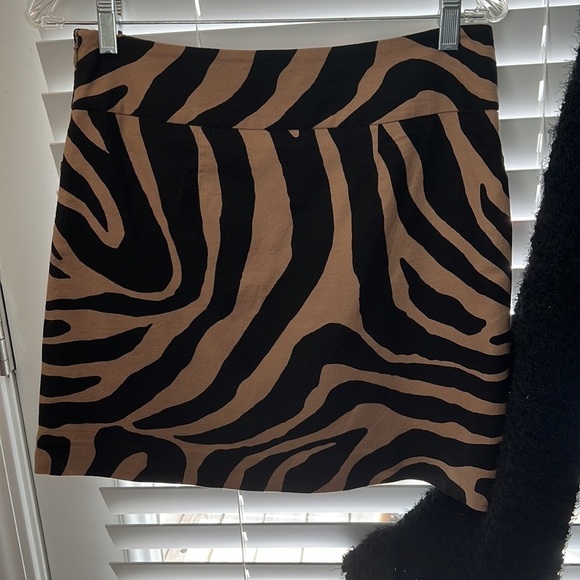 LOFT animal print pocket shift skirt - Picture 4 of 12